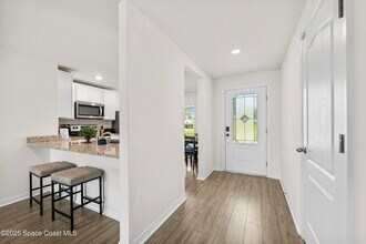 1602 Saladino St SE in Palm Bay, FL - Building Photo - Building Photo