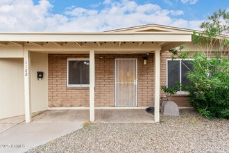 1122 E Marny Rd in Tempe, AZ - Building Photo - Building Photo