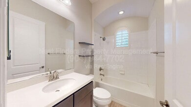 628 Town Plaza Ave in Nocatee, FL - Building Photo - Building Photo