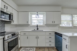 5407 47th St in Lubbock, TX - Building Photo - Building Photo