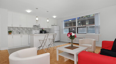 214 St George St in Toronto, ON - Building Photo - Building Photo