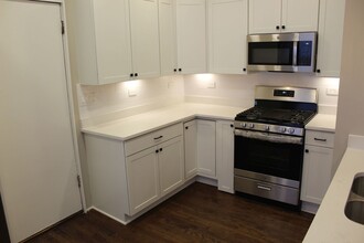 5026 N Winthrop Ave-Unit -2N in Chicago, IL - Building Photo - Building Photo