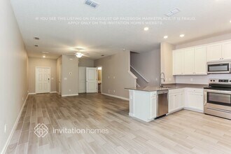 13285 Shore Grass Dr in Jacksonville, FL - Building Photo - Building Photo