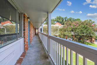 Stadium View Apartments in Baton Rouge, LA - Building Photo - Building Photo