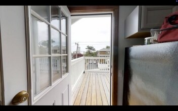 204 Harris St, Unit #2 in Revere, MA - Building Photo - Building Photo