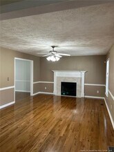 371 Stone Cross Dr in Spring Lake, NC - Foto de edificio - Building Photo