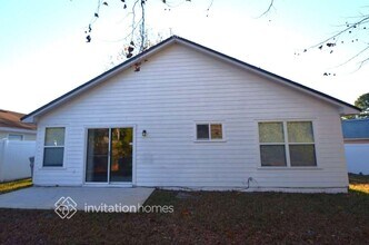 6087 Alpenrose Ave in Jacksonville, FL - Building Photo - Building Photo