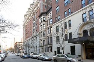 242-244 W 103rd St Apartamentos