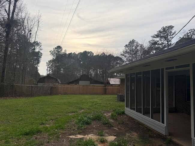 95 Burnt Bridge Rd in Purvis, MS - Foto de edificio - Building Photo