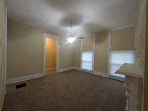 2319 W Muhammad Ali Blvd in Louisville, KY - Building Photo - Building Photo