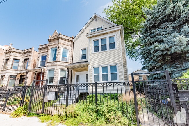1456 W Irving Park Rd, Unit # 01 in Chicago, IL - Building Photo - Building Photo