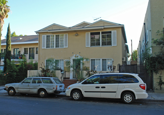 6224 De Longpre Ave in Hollywood, CA - Building Photo - Building Photo