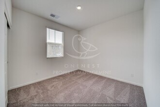 650 Valencia St in Lincoln, CA - Building Photo - Building Photo