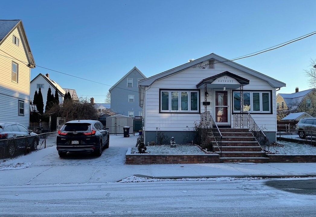 54 Maynard St in Malden, MA - Building Photo