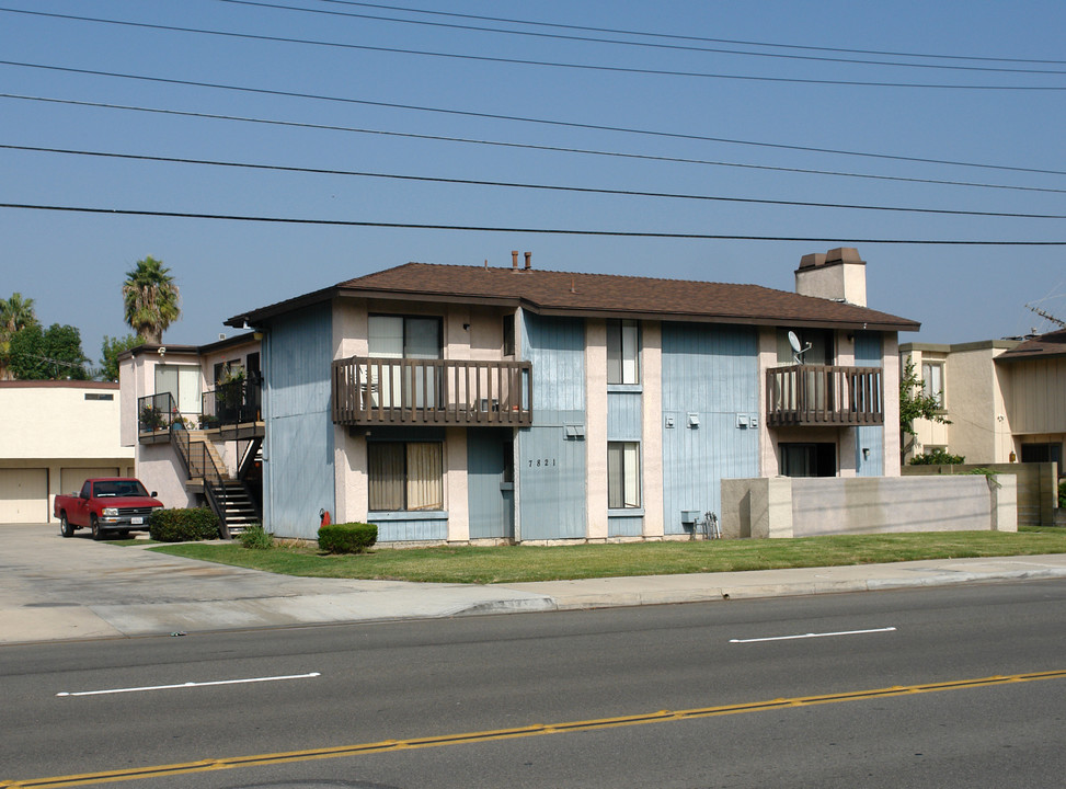 7821 Hazard Ave in Westminster, CA - Building Photo