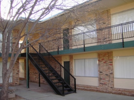 1617 S Van Buren St Apartamentos