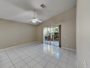 1495 SW 105th Ave in Pembroke Pines, FL - Building Photo - Building Photo