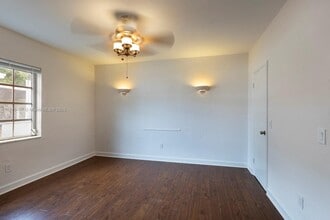 2350 SW 2nd St in Miami, FL - Building Photo - Building Photo