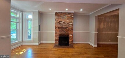 824 7th St NE in Washington, DC - Building Photo - Building Photo