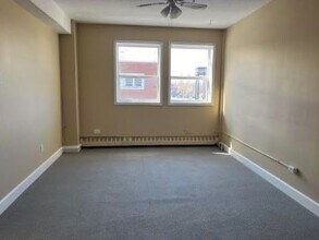 4940-4951 51 St in Red Deer, AB - Building Photo - Building Photo