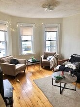 55 Calumet St, Unit 1 in Boston, MA - Building Photo - Building Photo