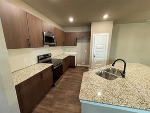 9897 Grosbeak Ln in Magnolia, TX - Building Photo - Building Photo