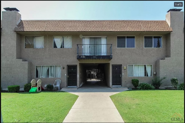 property at 5101 Hunter Ave