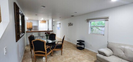 2338 Sunset Dr in West Palm Beach, FL - Foto de edificio - Building Photo