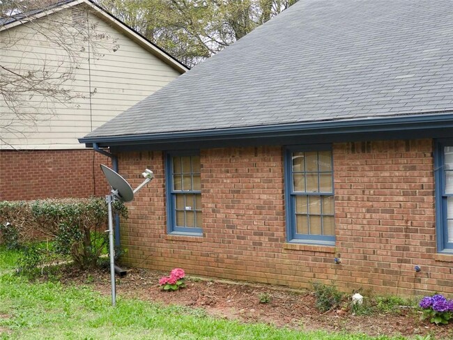 property at 5272 Ridge Forest Dr