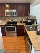 1641 Fairway Rd in Pembroke Pines, FL - Building Photo - Building Photo