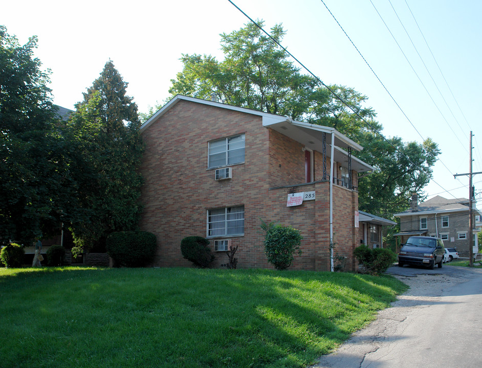 285 E 16th Ave in Columbus, OH - Foto de edificio