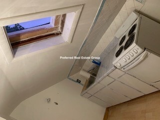 17 Round Hill St, Unit #3