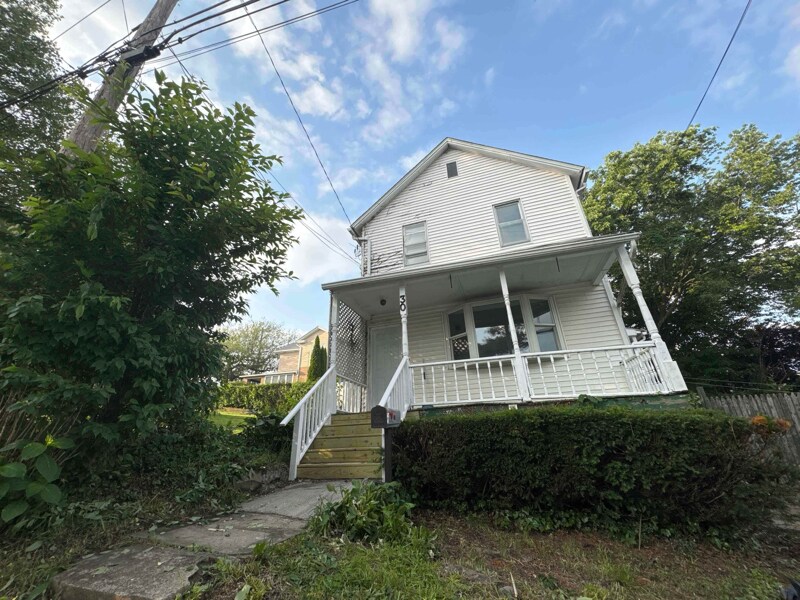 30 E Germania St in Ashley, PA - Building Photo