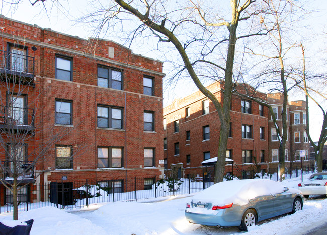 929-935 W Sunnyside Ave in Chicago, IL - Foto de edificio - Building Photo