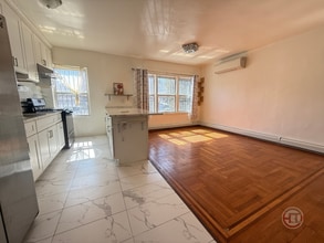 2889 E 195th St in Bronx, NY - Building Photo - Building Photo