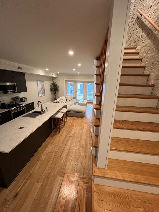 property at 799 E 4th St
