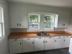 624 Austin Dr NW in Huntsville, AL - Building Photo - Building Photo