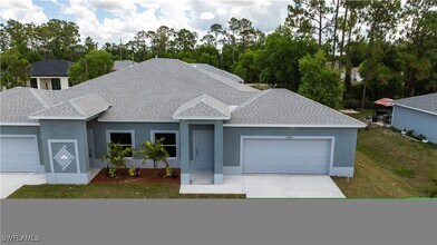 2422 Mae Ave S in Lehigh Acres, FL - Building Photo - Building Photo