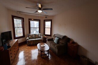 106 Boston St in Dorchester, MA - Building Photo - Building Photo