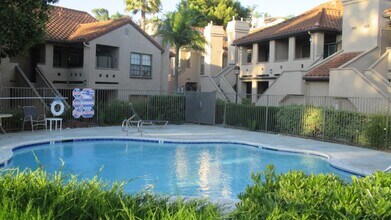 1068 Calle Del Cerro in San Clemente, CA - Building Photo - Building Photo