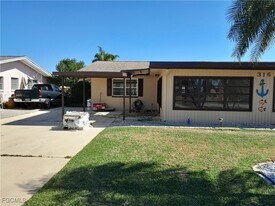 316 Tudor Dr in Cape Coral, FL - Building Photo