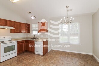 7 Trenton Dr in Elgin, SC - Building Photo - Building Photo