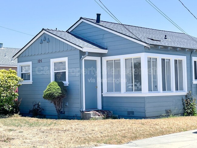 105 W Curtis St in Salinas, CA - Building Photo - Building Photo
