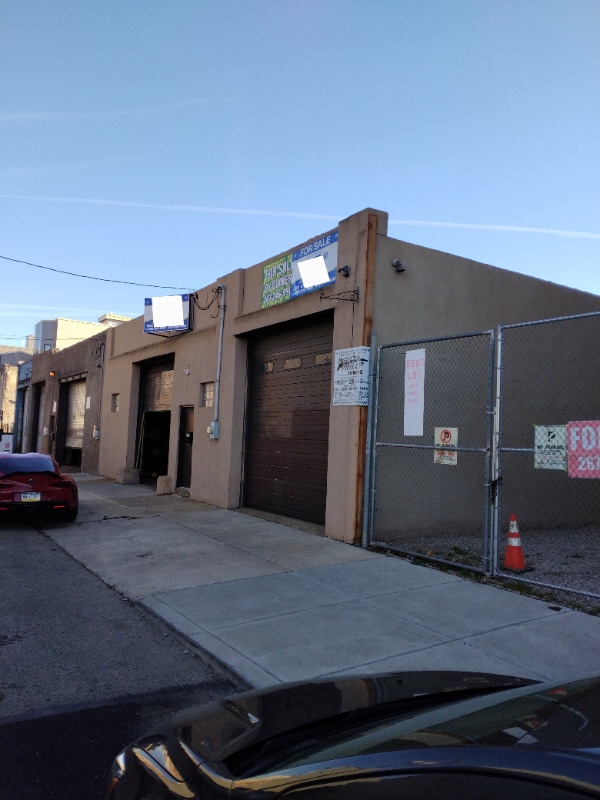 property at 2728 Federal St