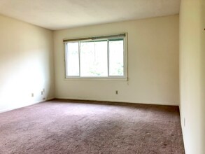 2006 NW Hickory Ln in Ankeny, IA - Foto de edificio - Building Photo