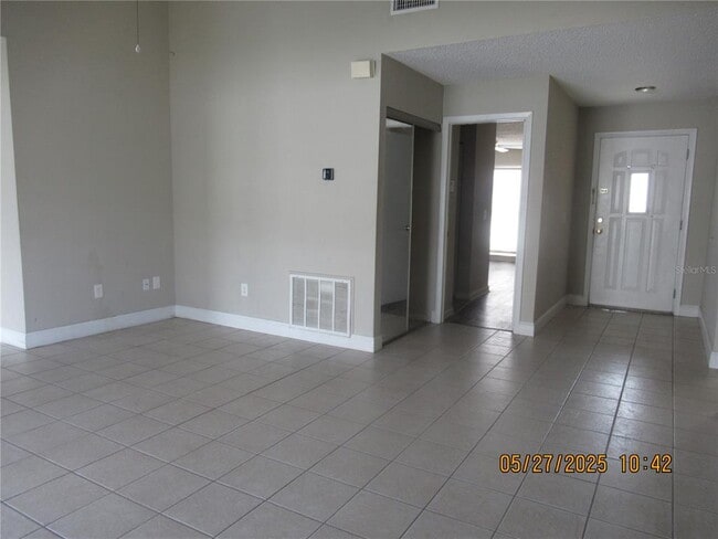 4055 Forecast Dr in Brandon, FL - Building Photo - Building Photo