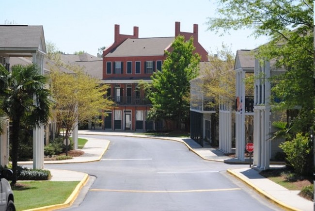 The French Quarter in Auburn, AL - Building Photo - Building Photo