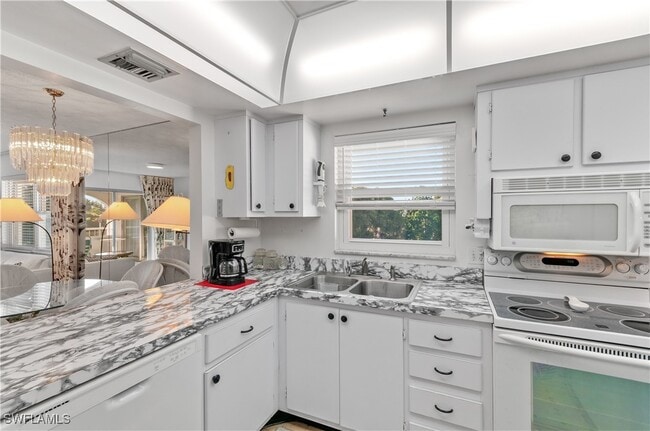 property at 5 High Point Cir W