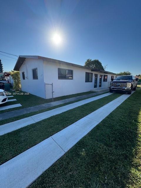 6750 SW 21st St in Miami, FL - Building Photo - Building Photo