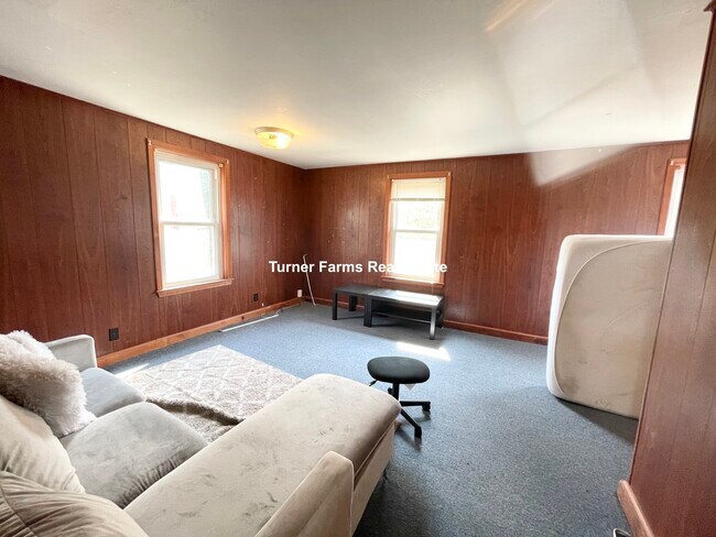 99 Buttonwood St, Unit 2 in Boston, MA - Building Photo - Building Photo